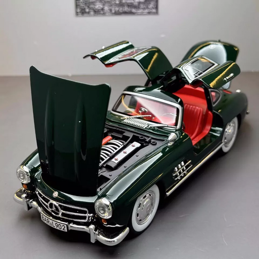2601 - Metal Car Model - Benz 300 SL 1：24 8inch 20cm  - Free Shipping